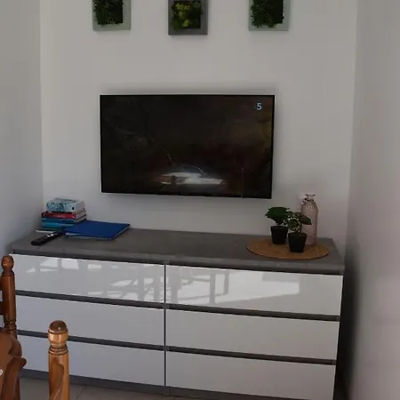 Lumineux Deux Pieces En Rez De Jardin Apartamento Hyères